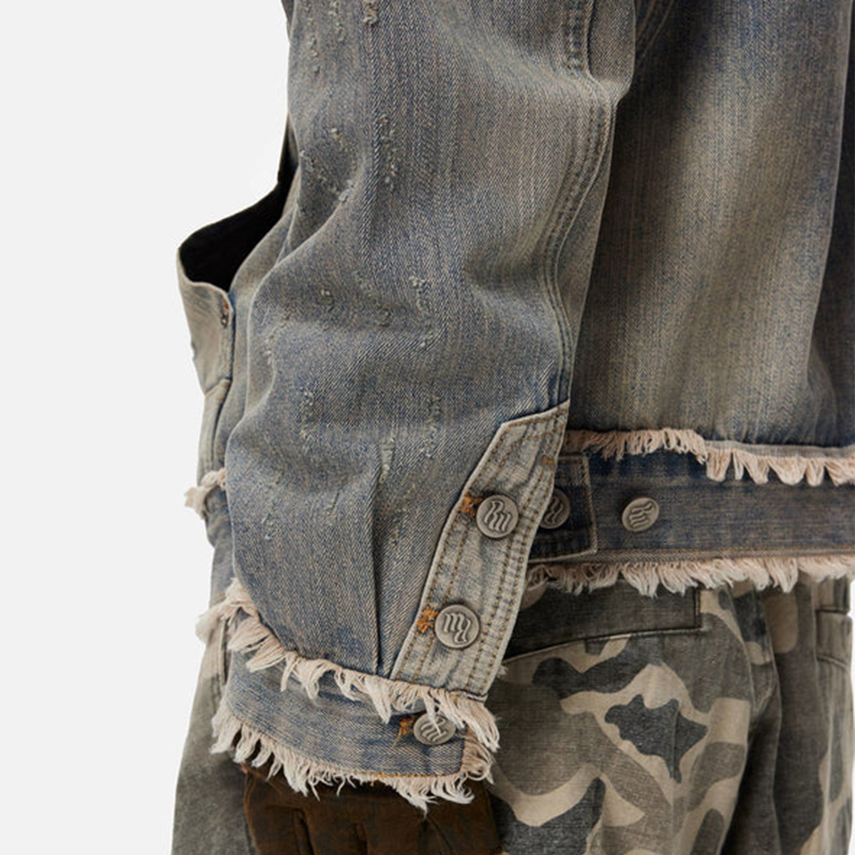 Worn XSTYLE sweatshirt